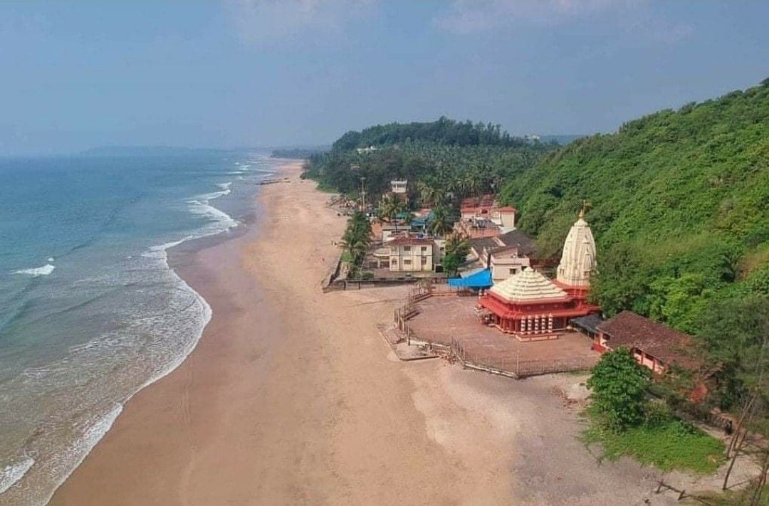 View of Ganpatipule Beach on the Kokan coastline